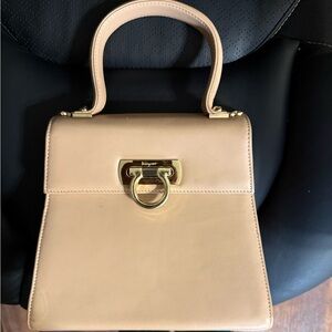 Vintage Salvatore Ferragamo beige Leather Handbag
